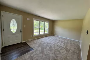 526 Ridge Dr, Medina, OH 44256 - Photo 4