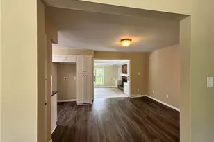 526 Ridge Dr, Medina, OH 44256 - Photo 6