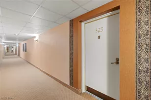 10301 Lake Ave, Loveland, OH 44102 - Photo 4
