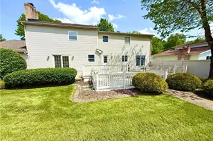 5520 Sharon Dr, Youngstown, OH 44512 - Photo 2