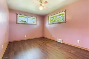 4260 Broadway Ave NE, Louisville, OH 44641 - Photo 14