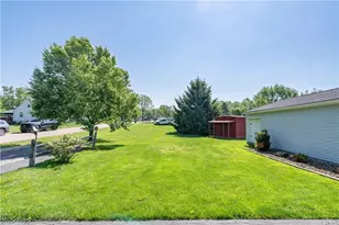 4260 Broadway Ave NE, Louisville, OH 44641 - Photo 32