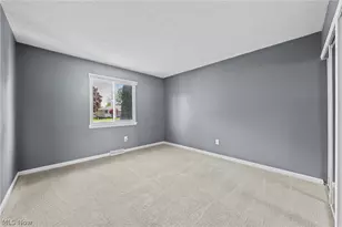 34605 Glen Dr, Eastlake, OH 44095 - Photo 18