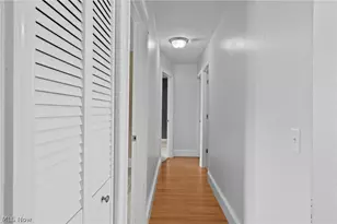 34605 Glen Dr, Eastlake, OH 44095 - Photo 14