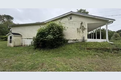 484 Haessler Avenue, Zanesville, OH 43701 - Photo 2
