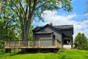 3858 Waterloo Rd, Randolph, OH 44265 - Photo 8