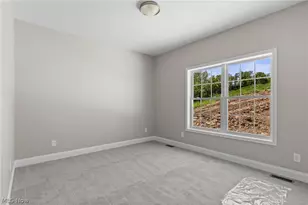 497 Pembroke Dr, , WV 26059 - Photo 32