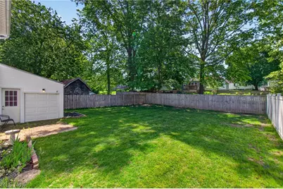 1208 39th Street NW, Canton, OH 44709 - Photo 22