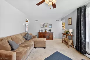 1208 39th St NW, Canton, OH 44709 - Photo 6