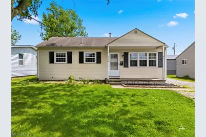1324 Western Avenue SW, Canton, OH 44710 - Photo 2