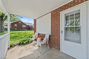 7997 Columbus Rd NE, Louisville, OH 44641 - Photo 4