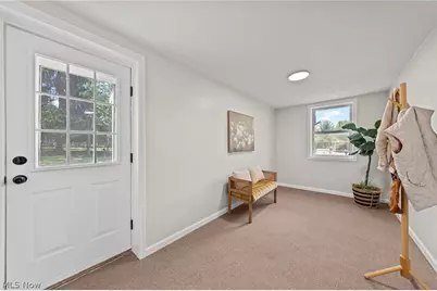 7997 Columbus Road NE, Louisville, OH 44641 - Photo 34