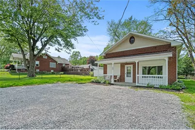 7997 Columbus Road NE, Louisville, OH 44641 - Photo 38