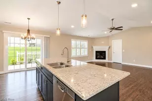 205 Nautical Way, Fairport Harbor, OH 44077 - Photo 6