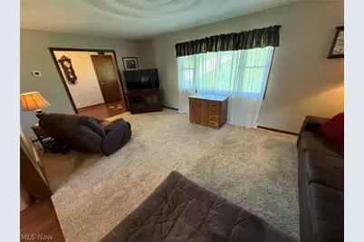 2462 Yorkview Road SW, New Philadelphia, OH 44663 - Photo 6