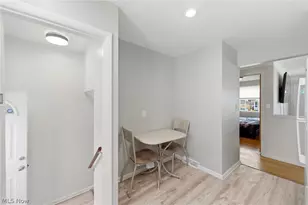 18313 Hazelwood Ave, Maple Heights, OH 44137 - Photo 12