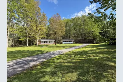 10633 Sherman Road, Chardon, OH 44024 - Photo 2