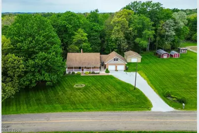 2267 Bellflower Road NE, West Chester, OH 44625 - Photo 46