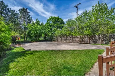 11600 Beulah Avenue, Loveland, OH 44106 - Photo 6