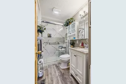 2534 Bollinger Avenue NE, Canton, OH 44705 - Photo 12