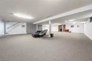 23225 Bryden Rd, Huber Heights, OH 44122 - Photo 28