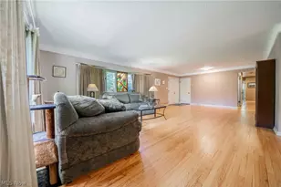 23225 Bryden Rd, Huber Heights, OH 44122 - Photo 6