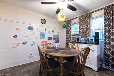 1094 Desert Street NE, Uniontown, OH 44685 - Photo 8