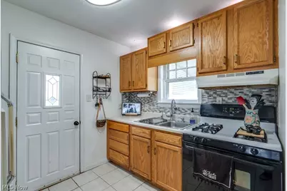 435 Selden Avenue, Akron, OH 44301 - Photo 12