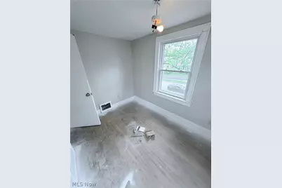 1174 Mercer Avenue, Akron, OH 44307 - Photo 26