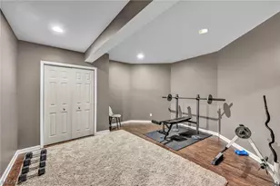 8933 Mountain View Dr, Mentor, OH 44060 - Photo 36