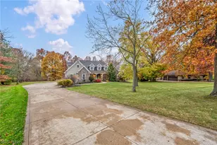 8933 Mountain View Dr, Mentor, OH 44060 - Photo 6