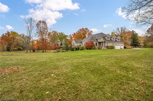 8933 Mountain View Dr, Mentor, OH 44060 - Photo 48