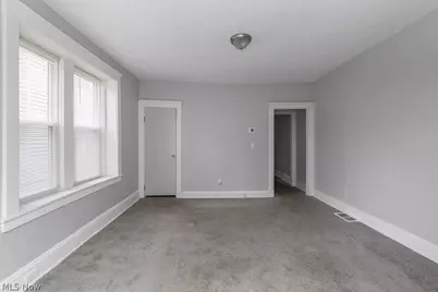637-639 E 102nd Street, Loveland, OH 44108 - Photo 6