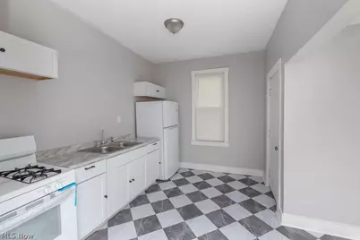 637-639 E 102nd Street, Loveland, OH 44108 - Photo 4