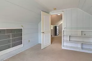 1910 Tudor St, Cuyahoga Falls, OH 44221 - Photo 32