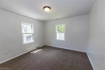 144 Malacca Street, Akron, OH 44305 - Photo 16