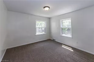 144 Malacca St, Akron, OH 44305 - Photo 18