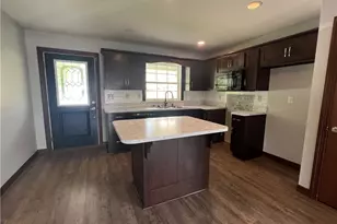 357 E Liberty Street St, Millersburg, OH 44654 - Photo 4