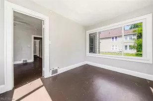 957 Thornhill Dr, Loveland, OH 44108 - Photo 16