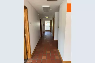 3881 Cottage Grove Road, Akron, OH 44319 - Photo 2