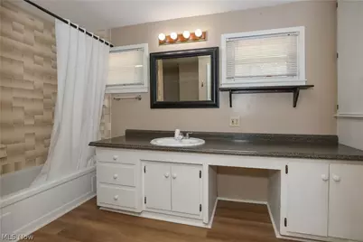 228 Lawrence Street, Ravenna, OH 44266 - Photo 42