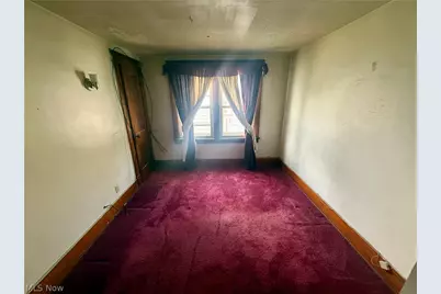 1056 Homewood, Warren, OH 44483 - Photo 10