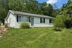1195 Mitchell's Ln, Marietta, OH 45750 - Photo 1