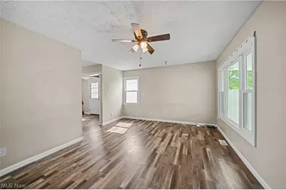 1415 Sara Avenue, Galion, OH 44833 - Photo 4