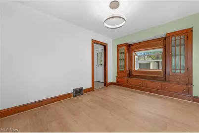 4418 Broadale Road, Loveland, OH 44109 - Photo 6