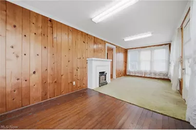 328 Portage Street NW, North Canton, OH 44720 - Photo 4