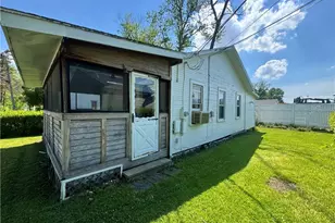 4975 Presidential Dr, Geneva on the Lake, OH 44041 - Photo 8