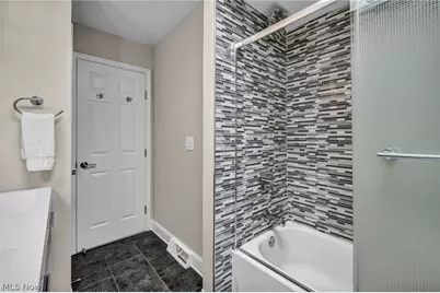 3811 Vincent Drive, Green Hills, OH 44131 - Photo 34