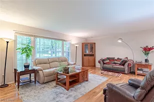 6424 Creekside Trail, Solon, OH 44139 - Photo 4