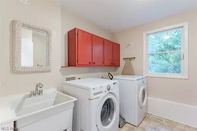 6424 Creekside Trail, Solon, OH 44139 - Photo 12